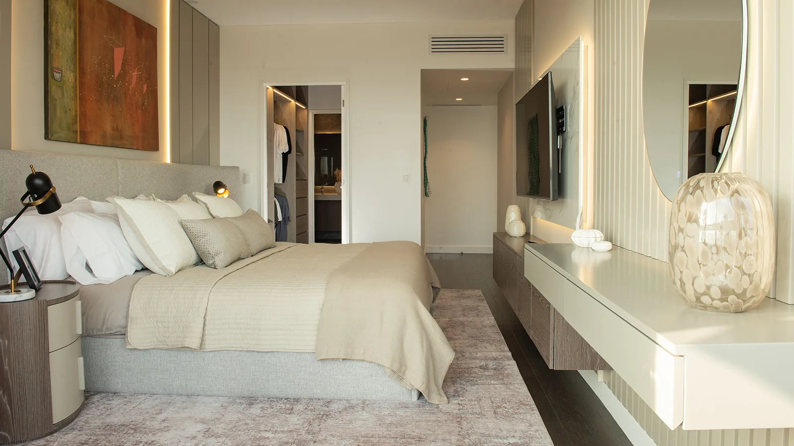 Habitación en departamento de lujo frente al golf de San Isidro – The Grand