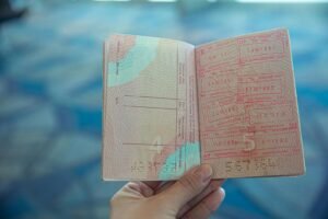 Permiso especial firmar contratos Perú visa negocios extranjero 2026
